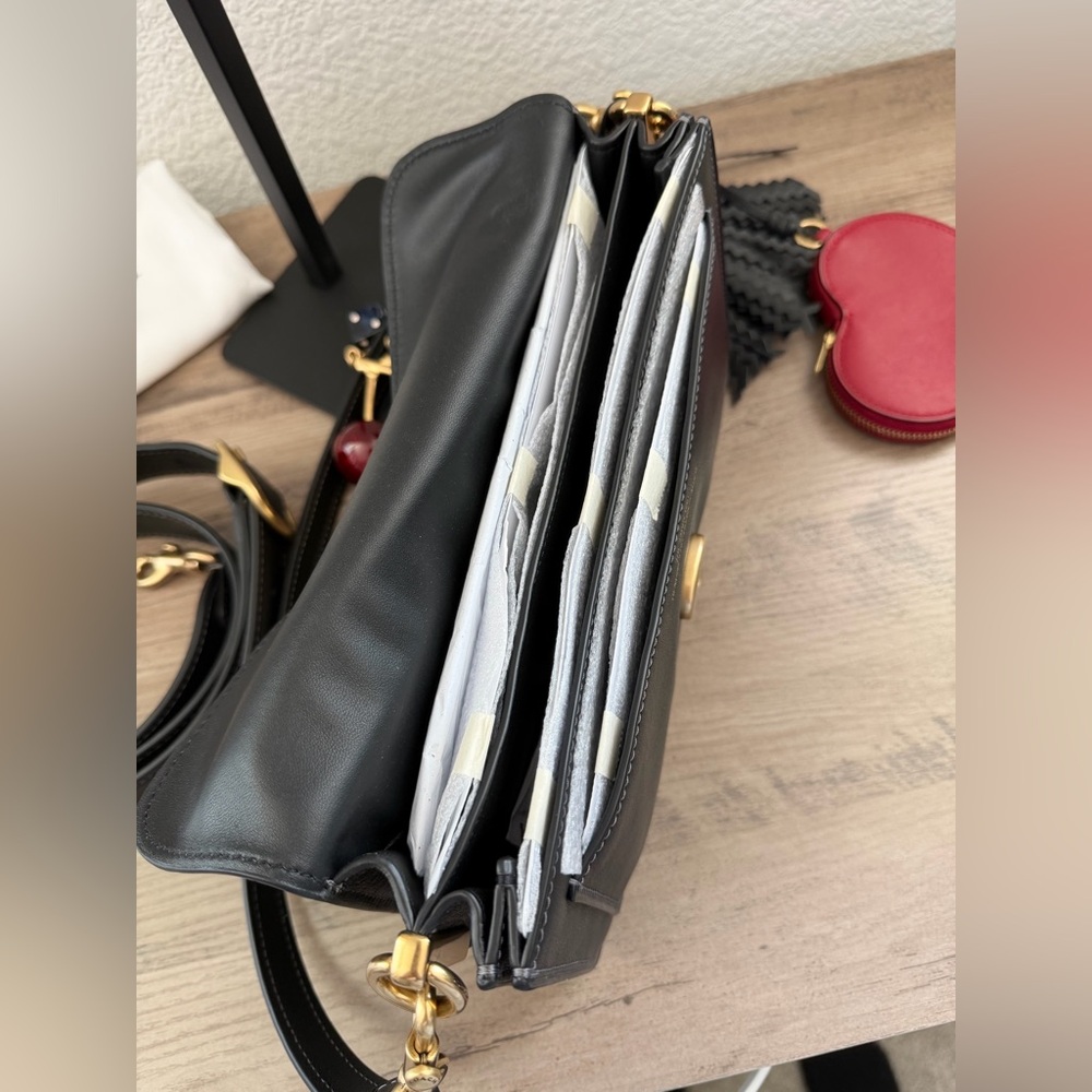 SOLD 🛍️ Coach Soft Tabby Shoulder Bag 26 - with Charms - Picture 5 of 6